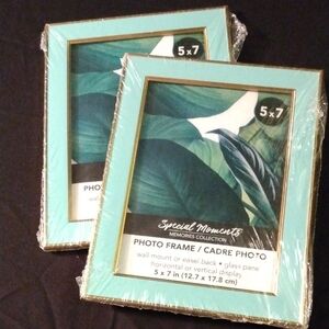 Special Moments Green Photo Frame Set